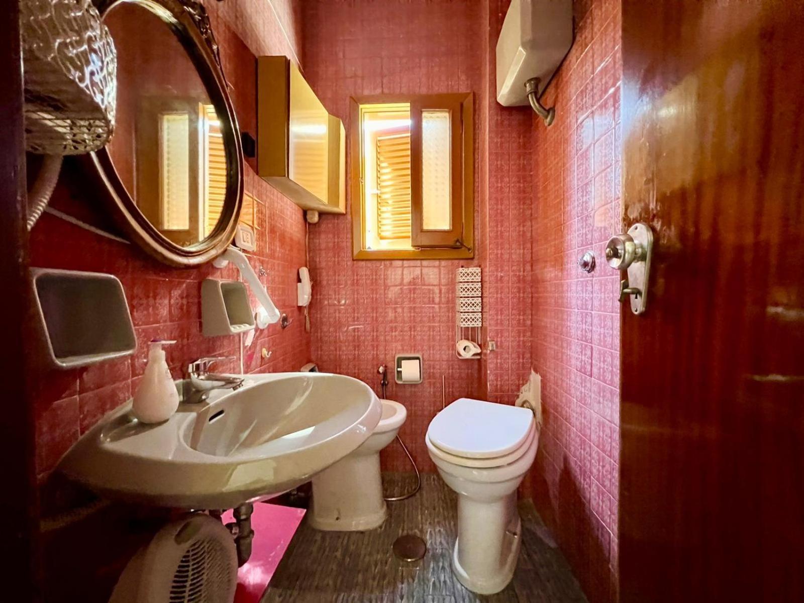 Casa Relax Nel Centro Storico Con Posto Auto Leilighet Vico Equense Eksteriør bilde
