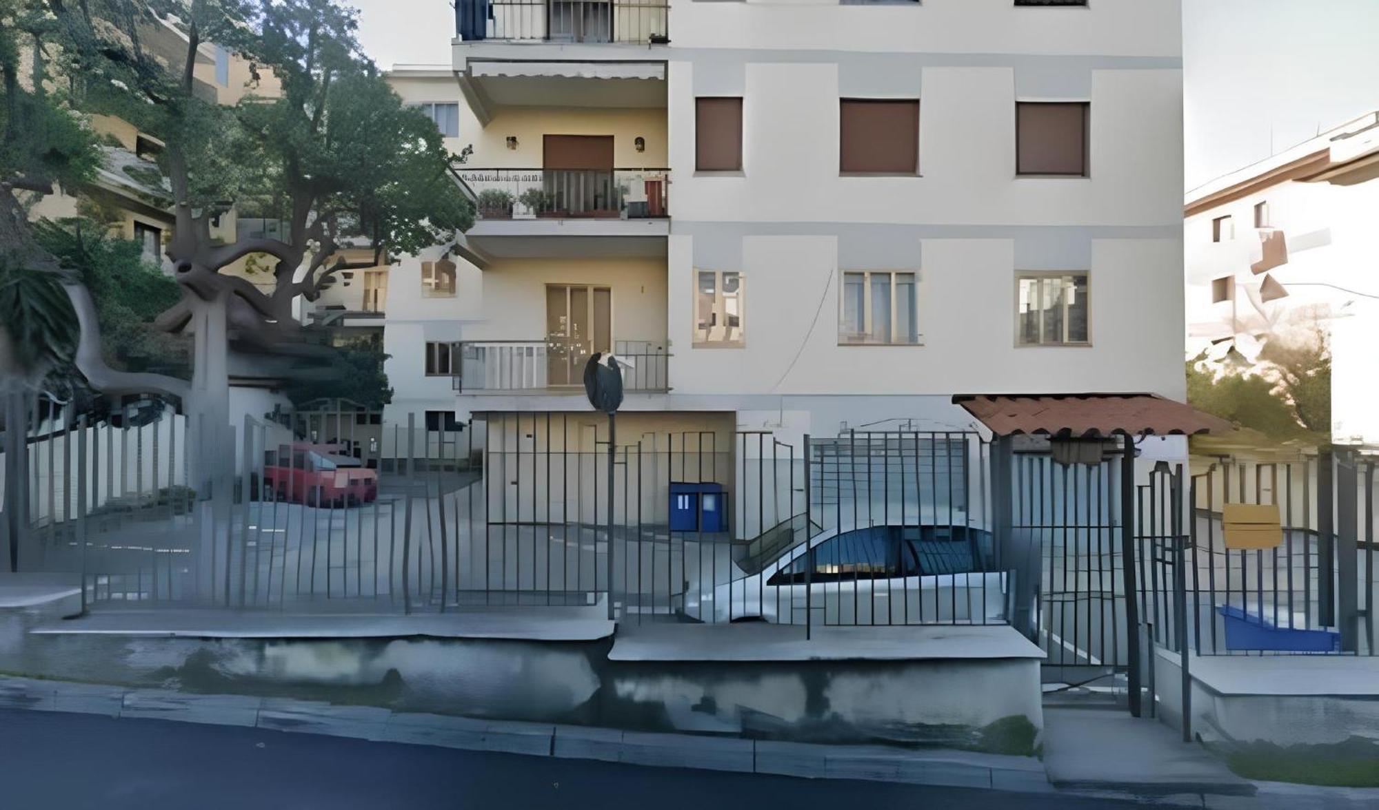Casa Relax Nel Centro Storico Con Posto Auto Leilighet Vico Equense Eksteriør bilde